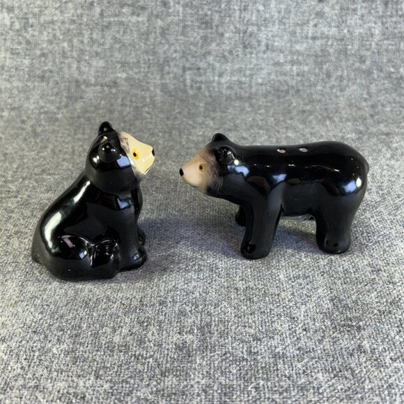 Black Bear Salt and Pepper Shakers Ceramic Hand Painted Cottagecore Style Decor - Picture 2 of 7